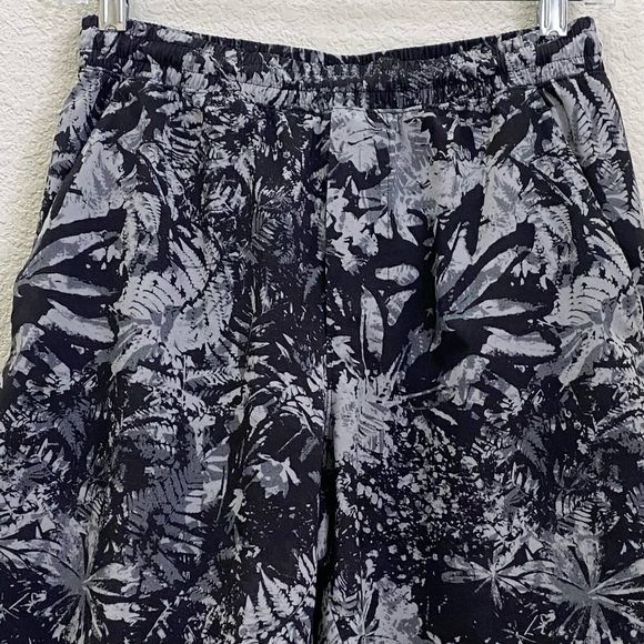 LULULEMON Pace Breaker Short 9" Linerless Men’s Shorts Canopy Ice Grey Black S - Picture 7 of 16